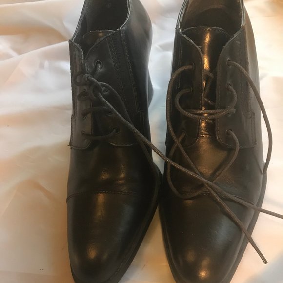 Bandolino women's heels ankle boot, lace-tie - Picture 1 of 5